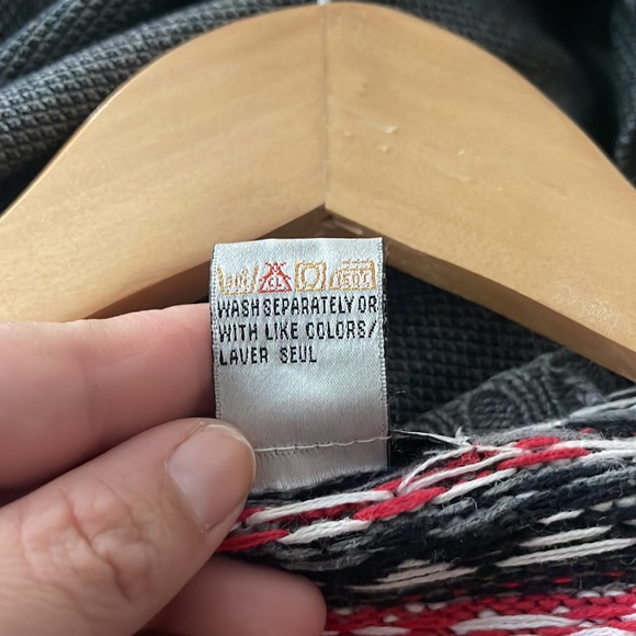 Vintage SKYR Nordic sweater. Size L - Picture 3 of 3